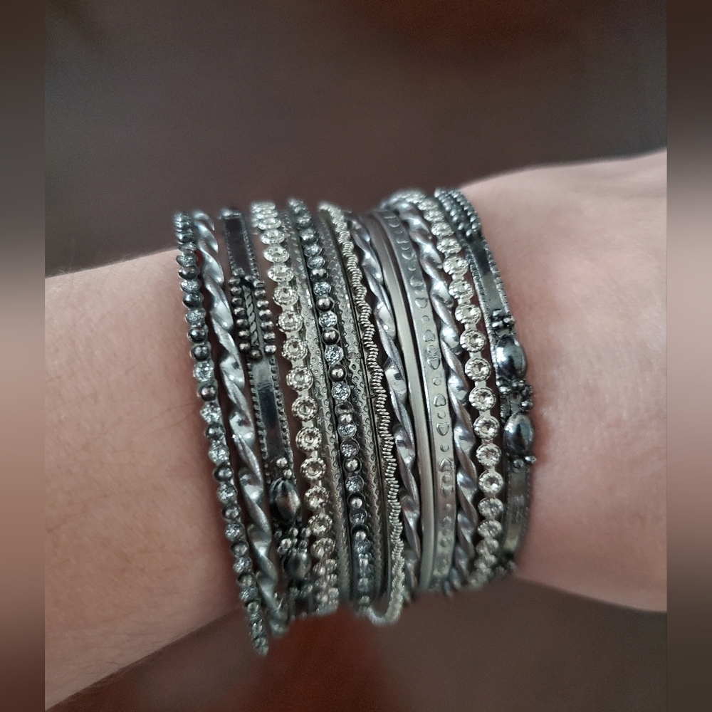Elegant Vintage Metal Bangle Set Of 14